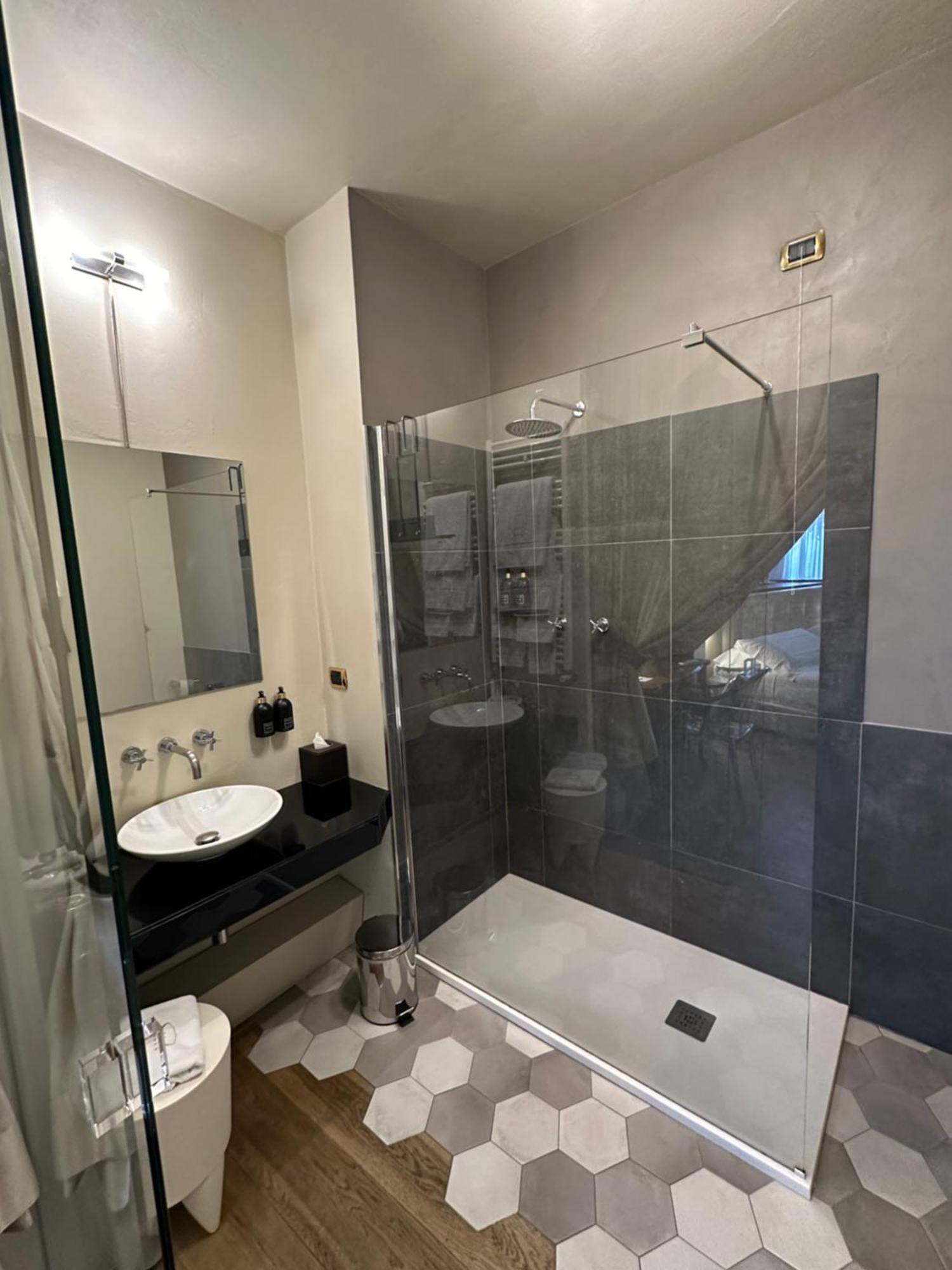 ארצו Graziella Patio Hotel מראה חיצוני תמונה