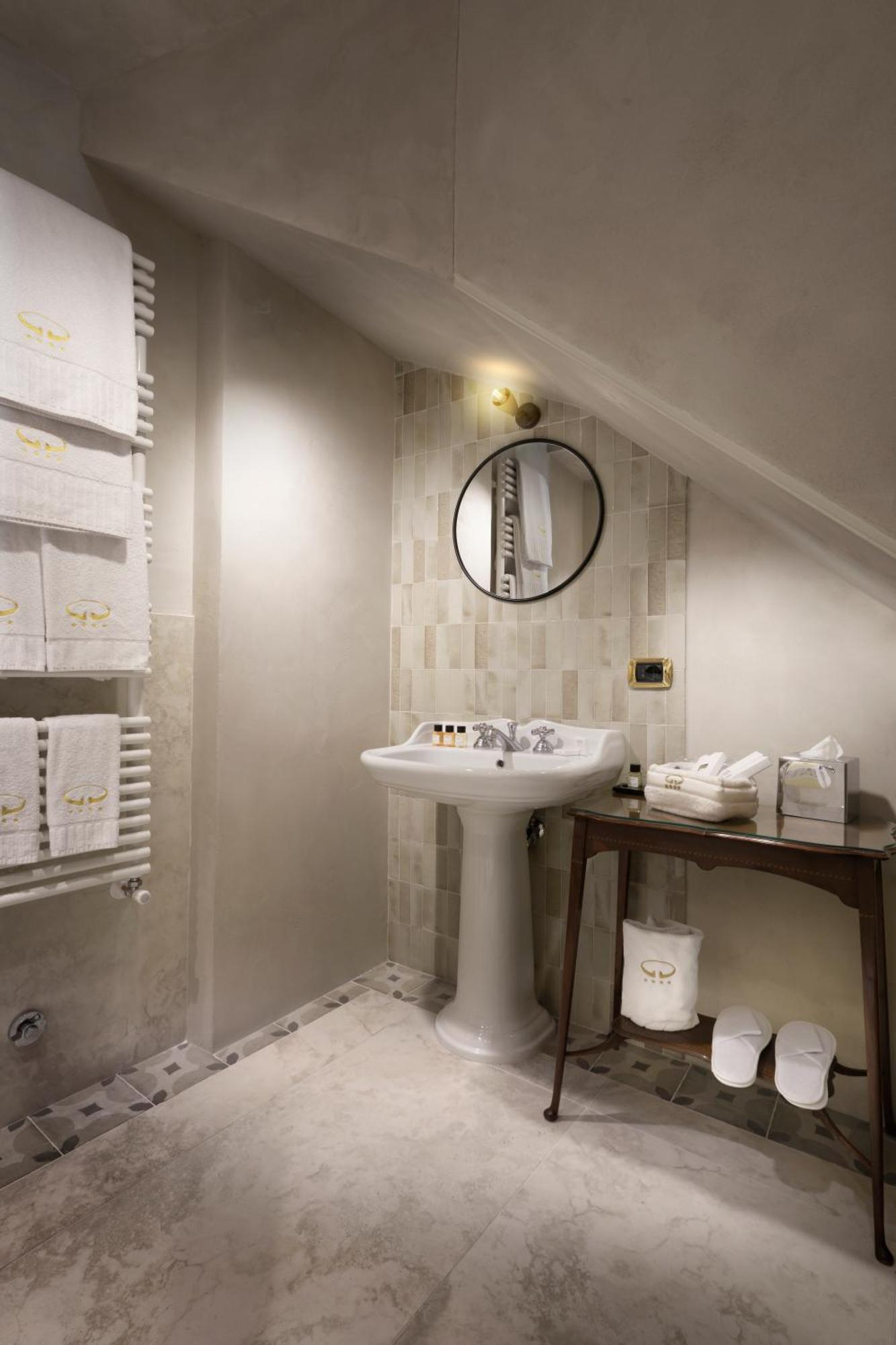 ארצו Graziella Patio Hotel מראה חיצוני תמונה
